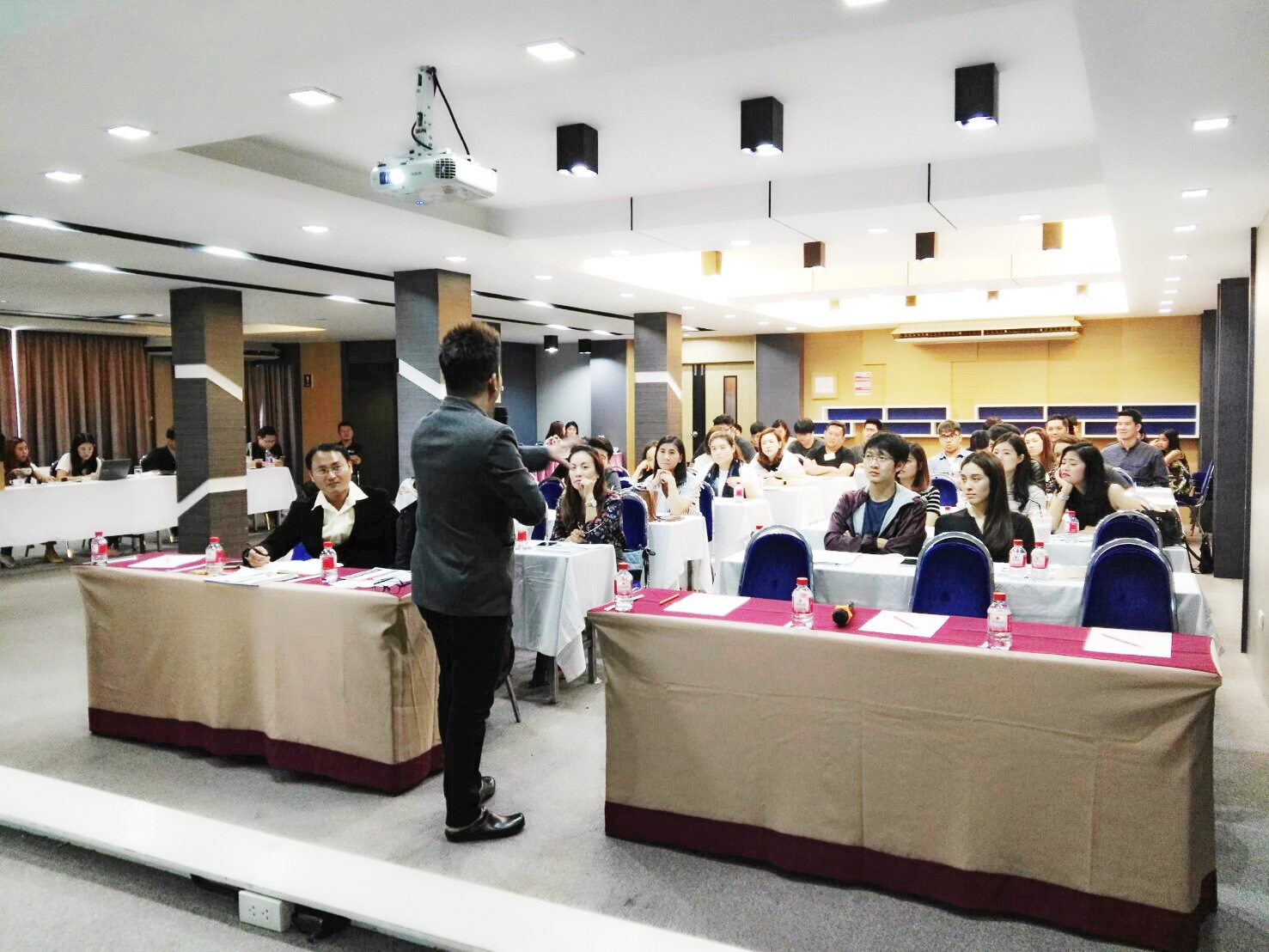 การสัมมนา "ภาษีธุรกิจ" Chanthaburi YEC GEN #4 รูปที่ 2