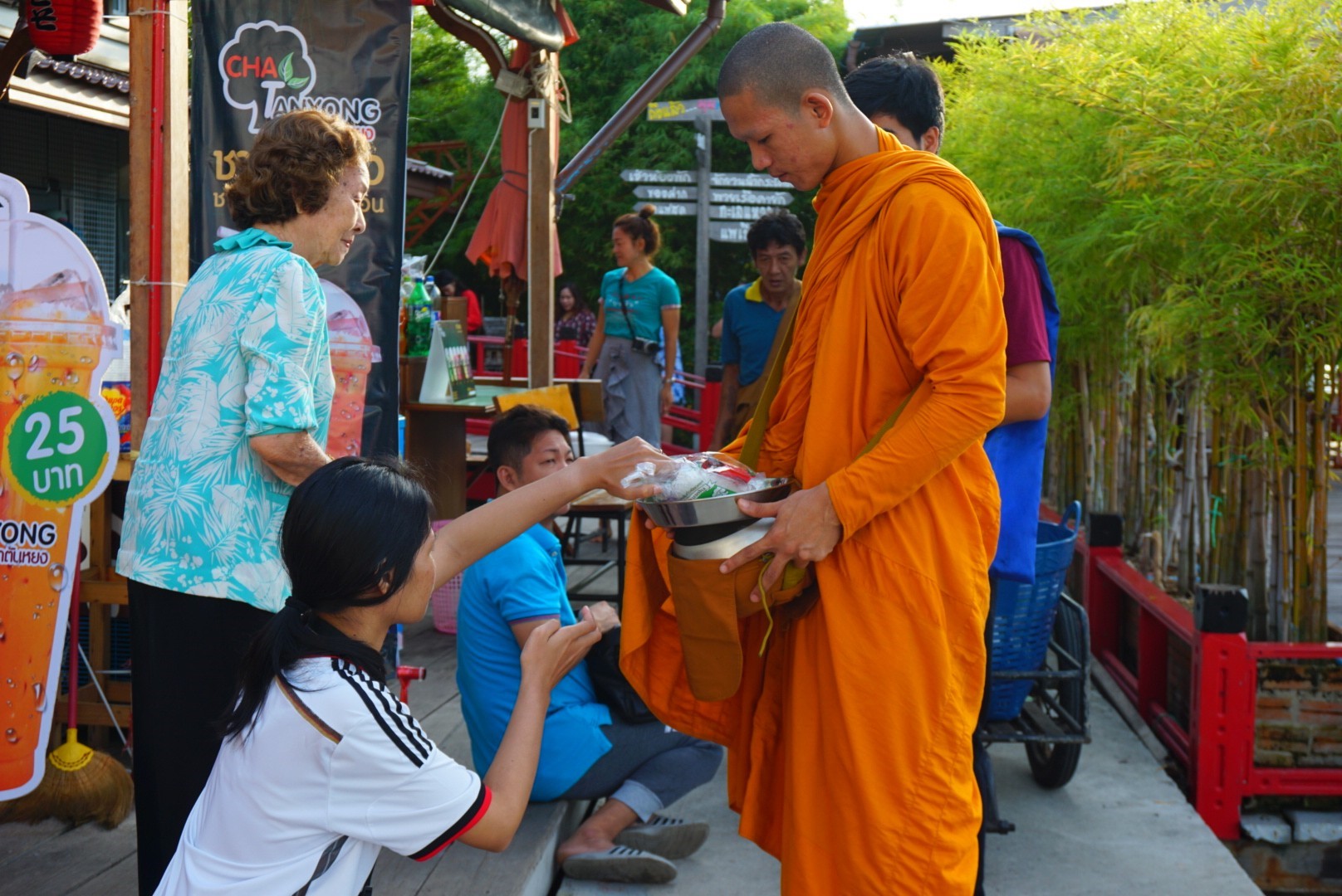 JR ON TOUR 2561 : มุมทะเลจันท์ โฮมสเตย์ รูปที่ 4