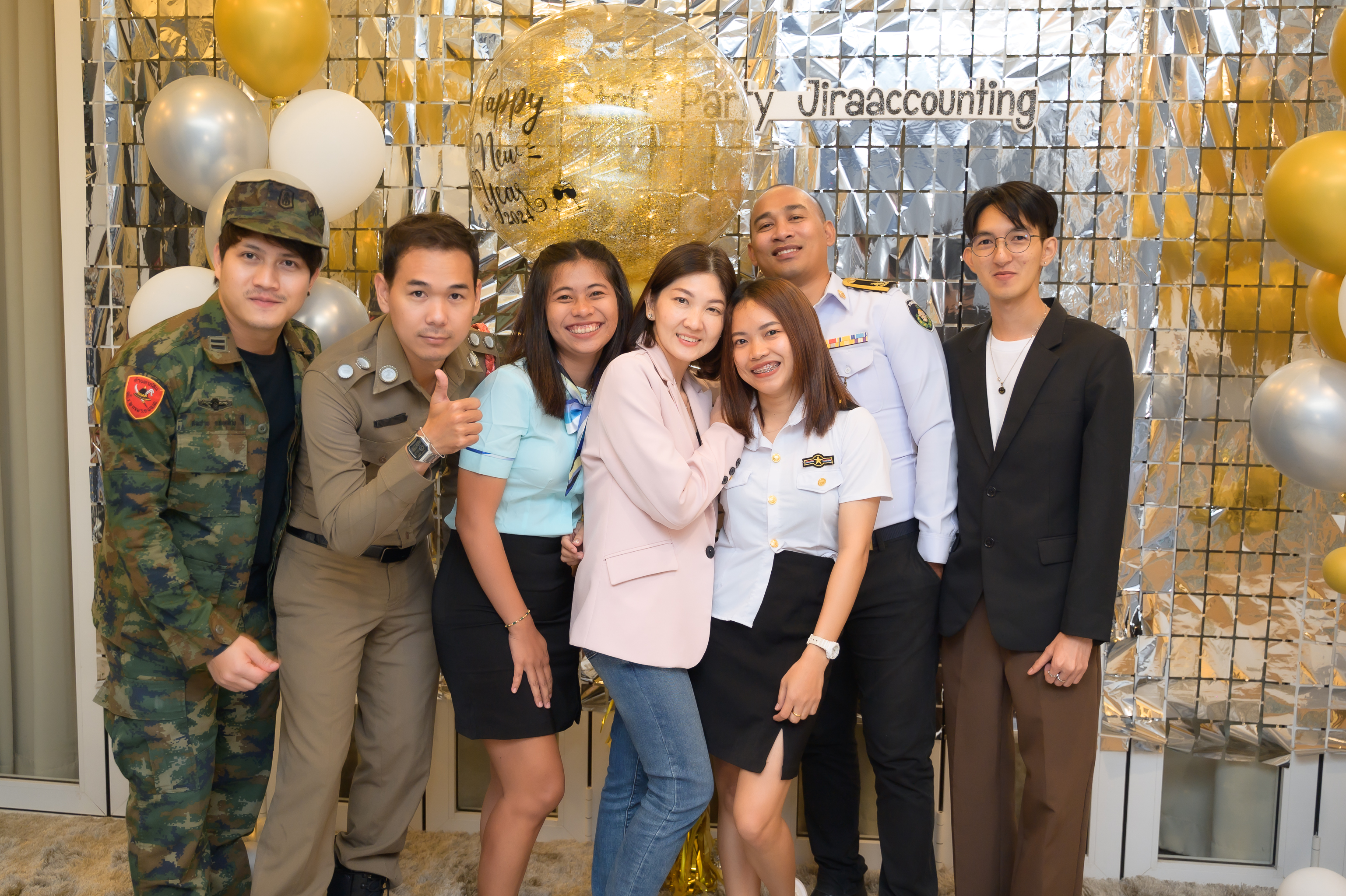 Happy New Year 2024 Jiraaccounting Chanthaburi รูปที่ 4