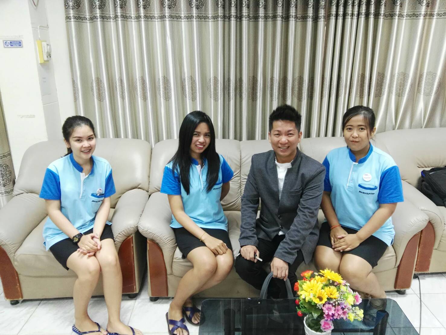 คุณอาทิตย์ จิรวิรุฬห์ และทีมงาน นักศึกษาฝึกงานจิรการบัญชี ร่วมเป็นวิทยากร ณ วิทยาลัยเทคนิคจันทบุรี รูปที่ 4